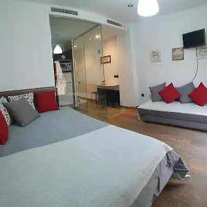 https://apartamento-centro-malaga-29008.es-andalucia.com
