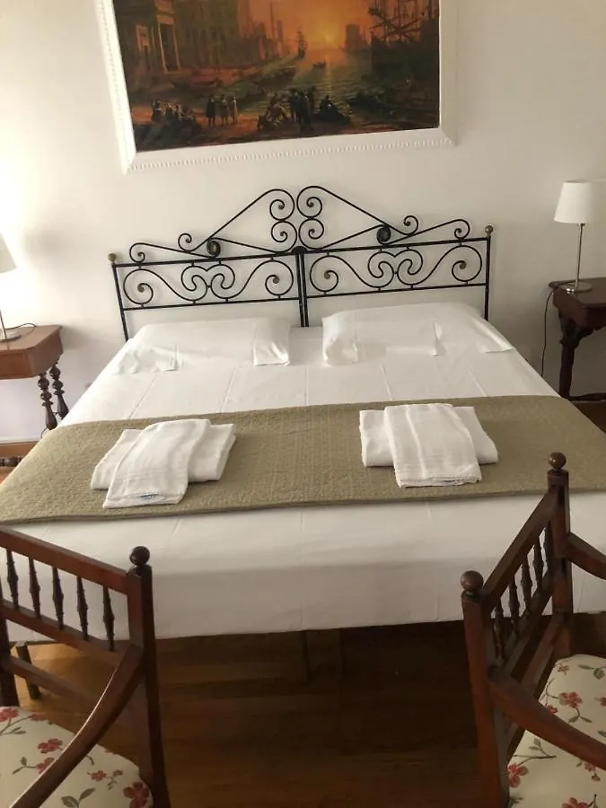 Florence Apartments Home Feeling