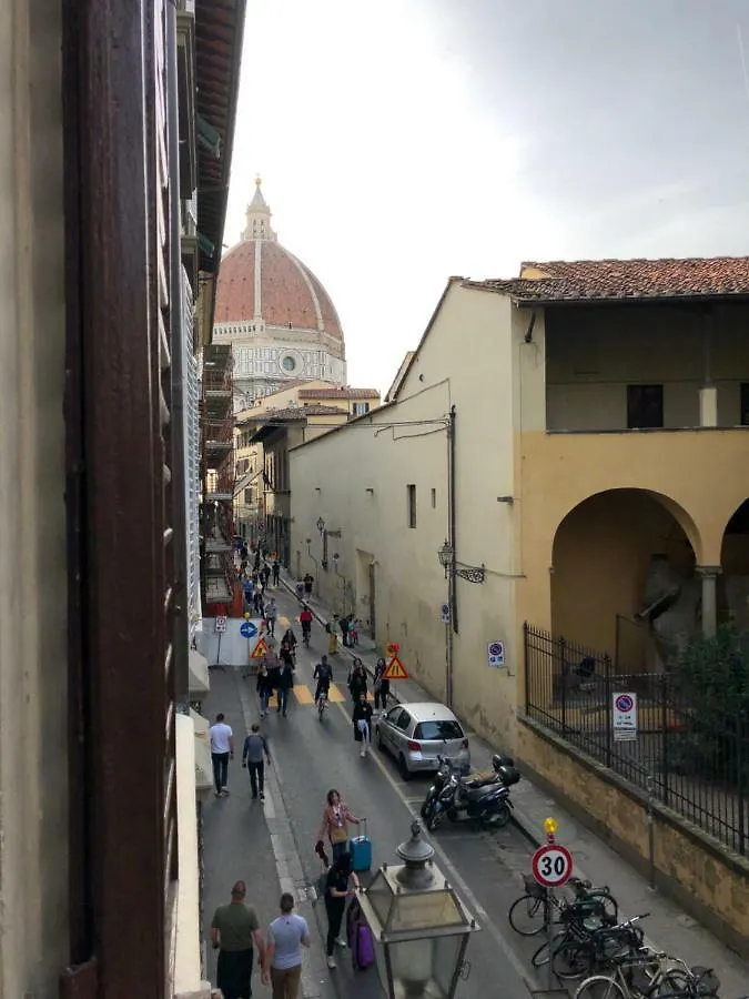Florence Apartments Home Feeling