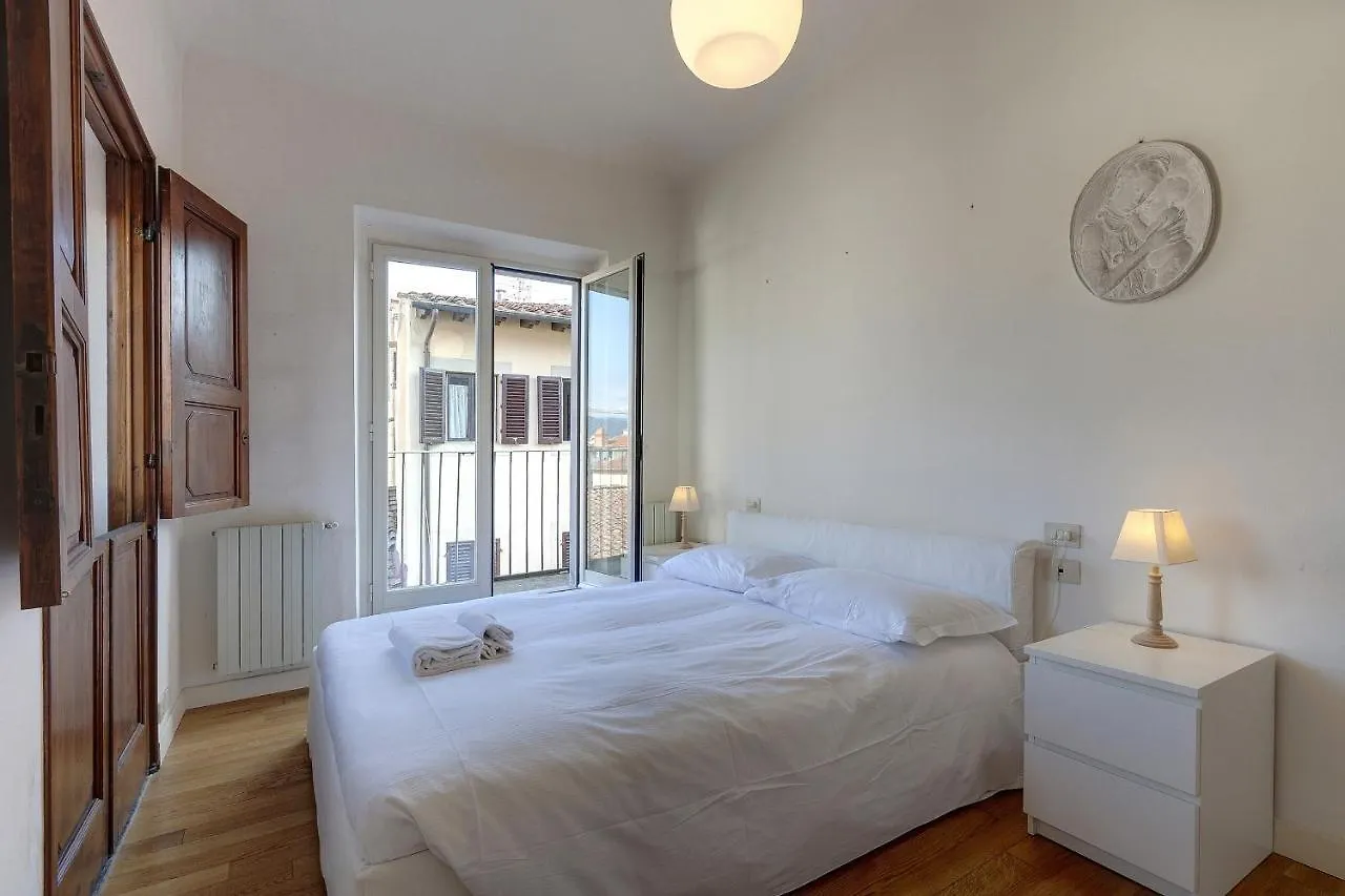 Florence Apartments Home Feeling 0*,  Itália